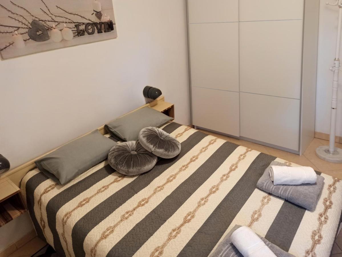 Apartman Dora 普拉 外观 照片